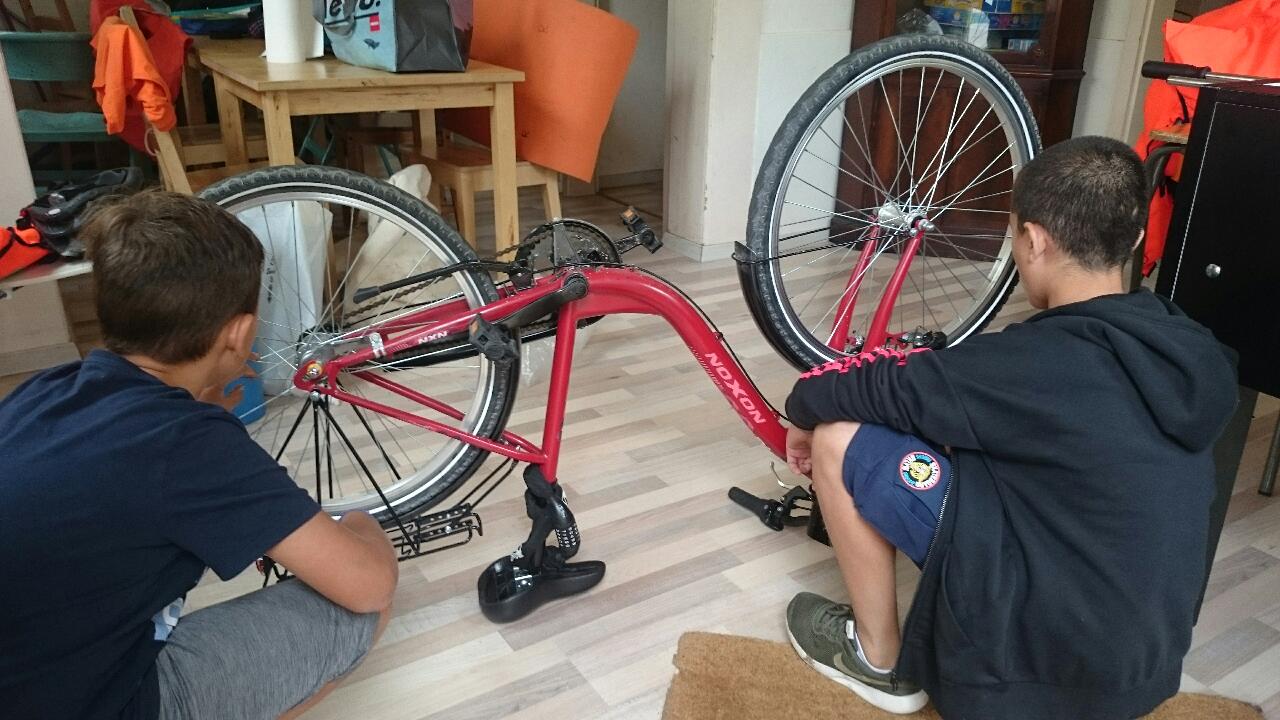 Fahrradselbsthilfewerkstatt für Kindern und Familien